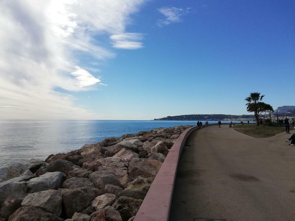 Studio 3 Personnes Menton Kültér fotó